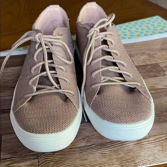 Rothy's Tan Knit Sneakers - Picture 6 of 6
